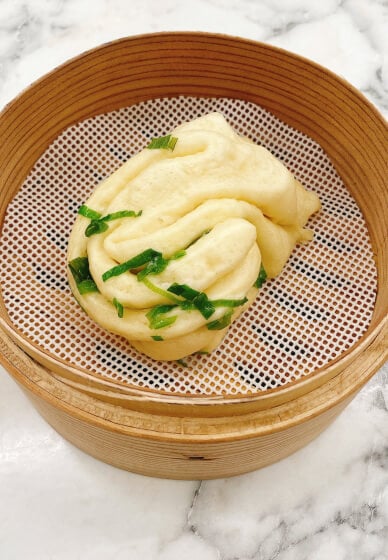 Learn to Make Chinese Spring Onion Buns at Home