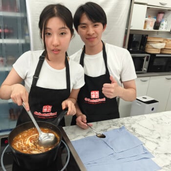 Cook the Hot Sour Soup