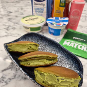 Make the Matcha Dorayaki then